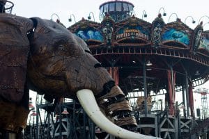 Carrousel / Elephant